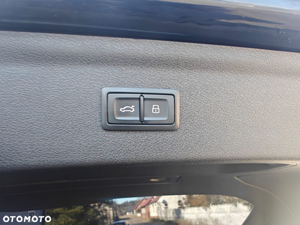 Audi Q3 2.0 TDI Quattro S tronic sport - 9