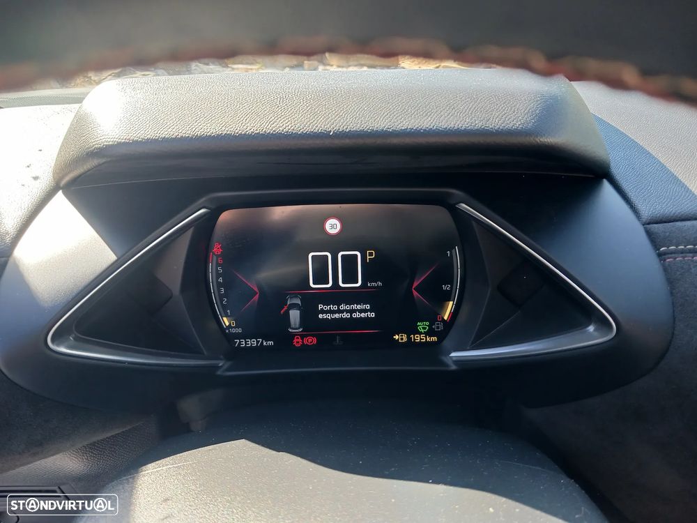DS DS3 Crossback PureTech 130 Aut. PERFORMANCE LINE + - 16