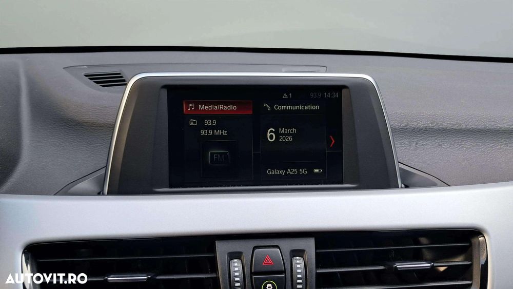 BMW X1 sDrive18d AT - 8