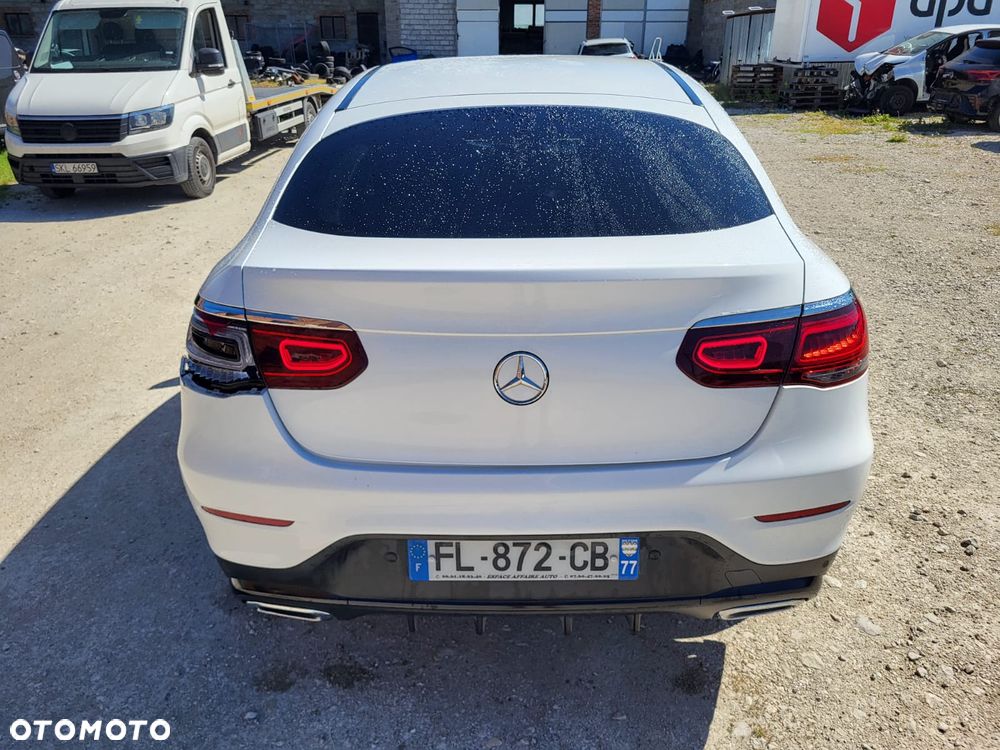 Mercedes-Benz GLC 220 d 4Matic 9G-TRONIC AMG Line Plus - 8