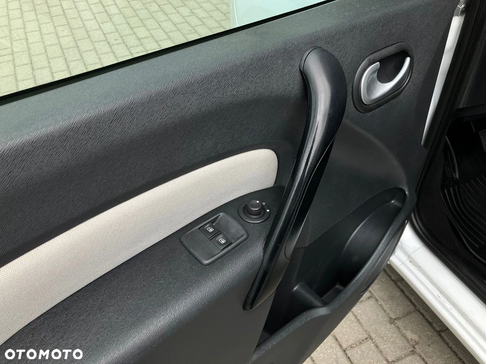 Renault Kangoo 1.5 dCi Zen - 29