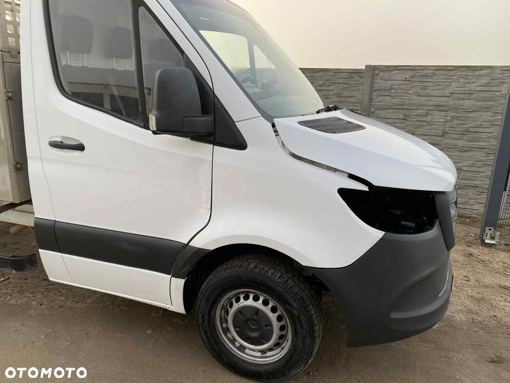 Mercedes-Benz SPRINTER * 2020r * Tylko 129.000km ! * HAK 3.5 T - 32