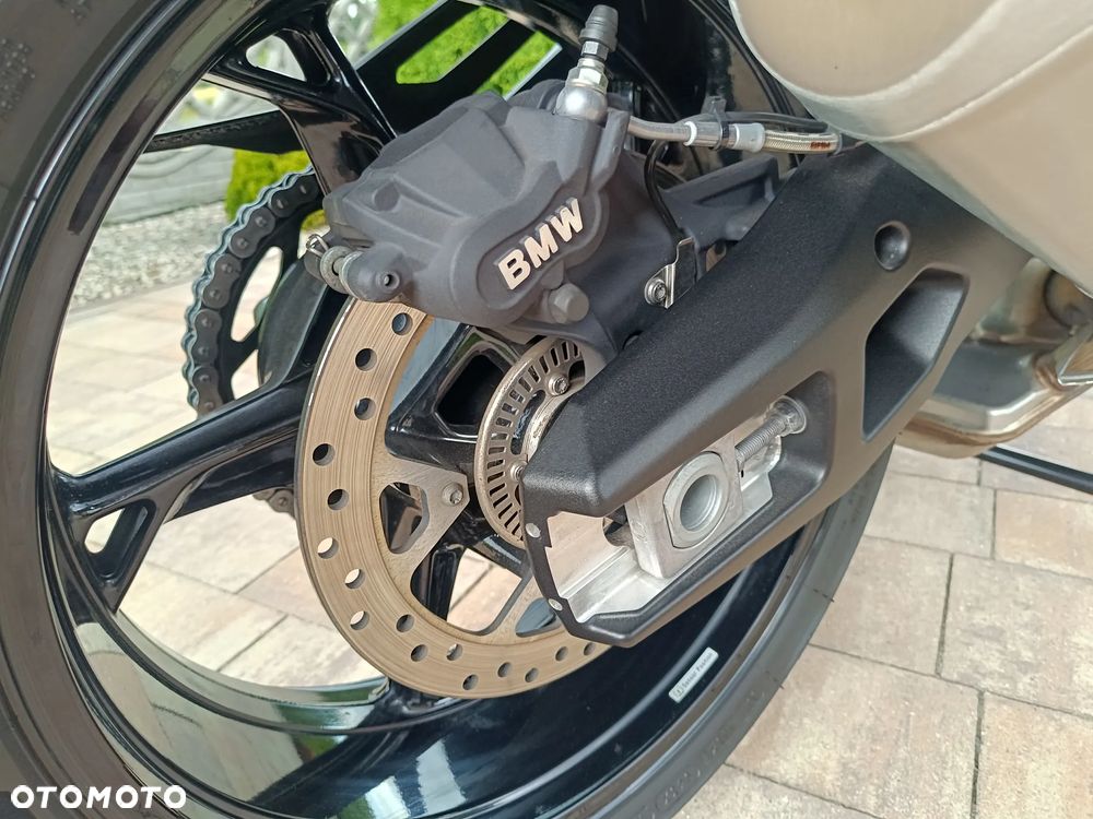 BMW XR - 25