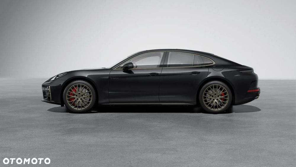 Porsche Panamera - 3