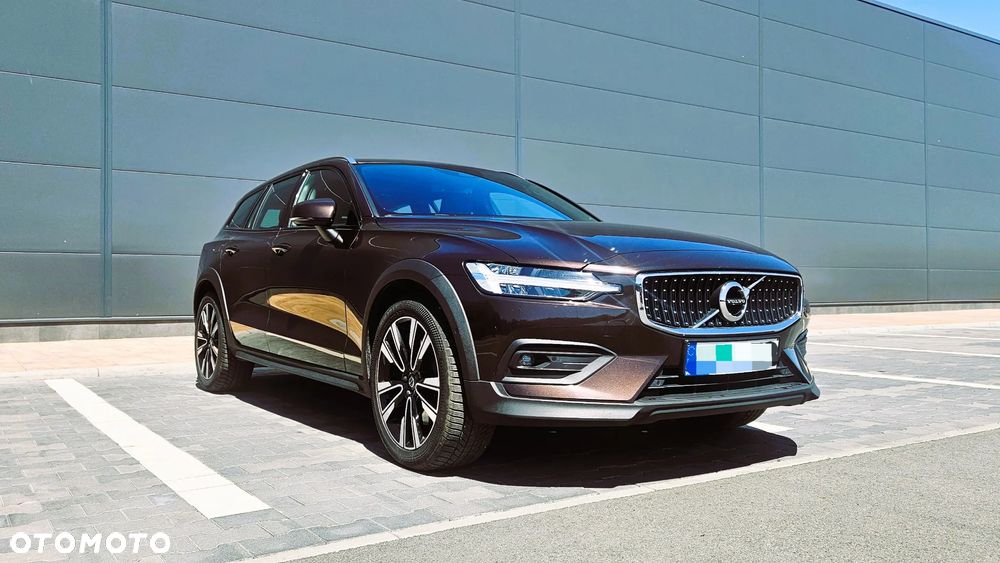Volvo V60 Cross Country D3 Geartronic Summum - 4