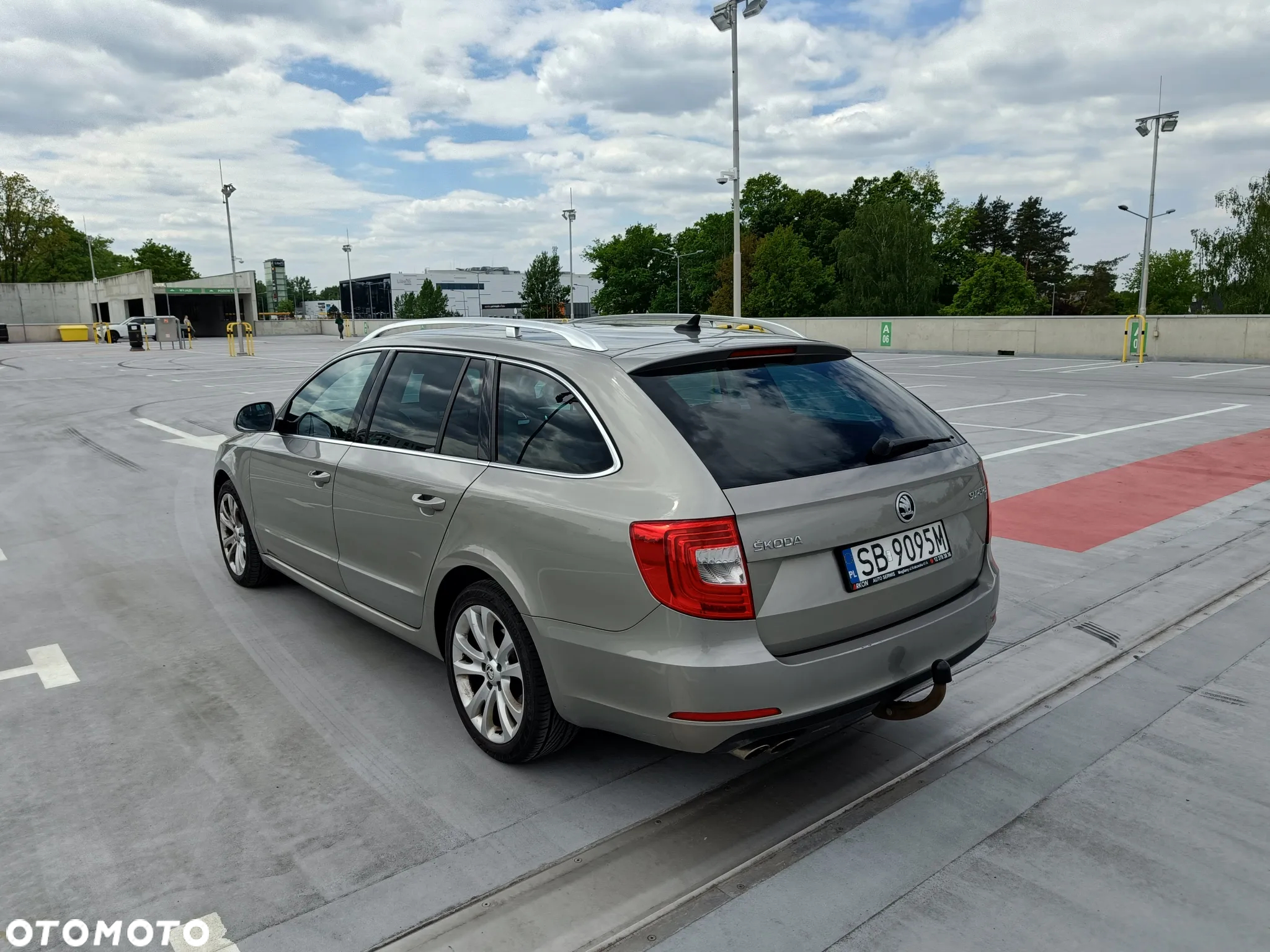 Skoda Superb 2.0 TDI Ambition DSG - 7