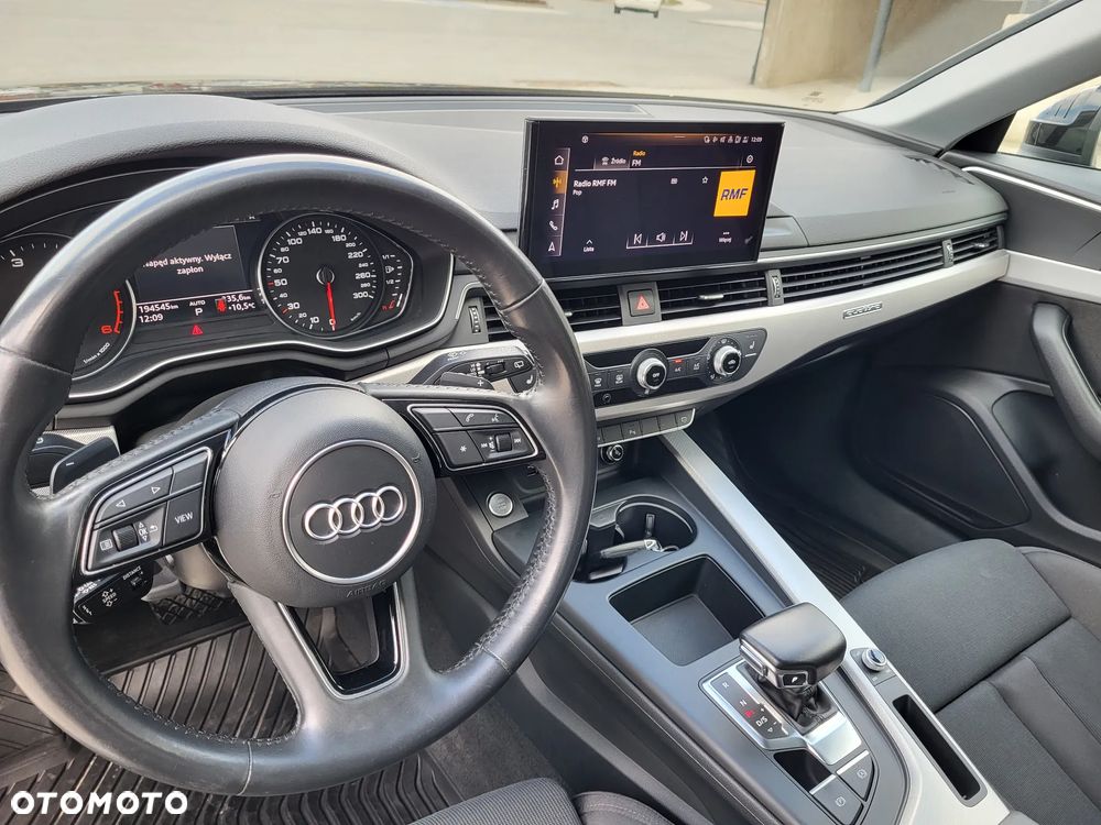 Audi A4 Avant 40 TDI quattro S tronic - 31