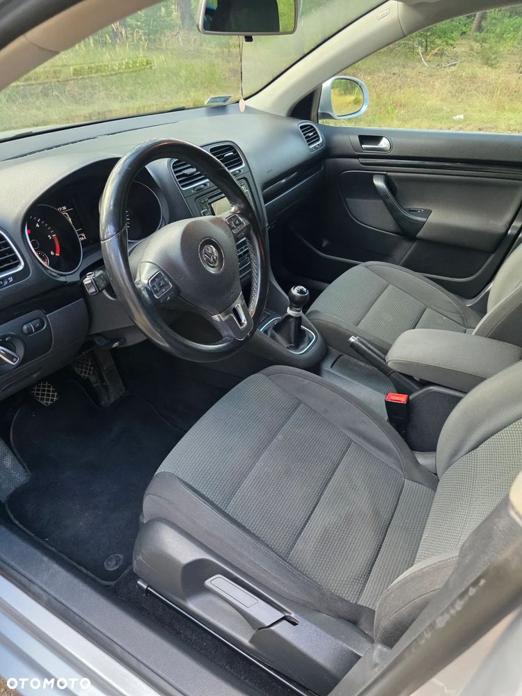 Volkswagen Golf VI 2.0 TDI Comfortline - 15