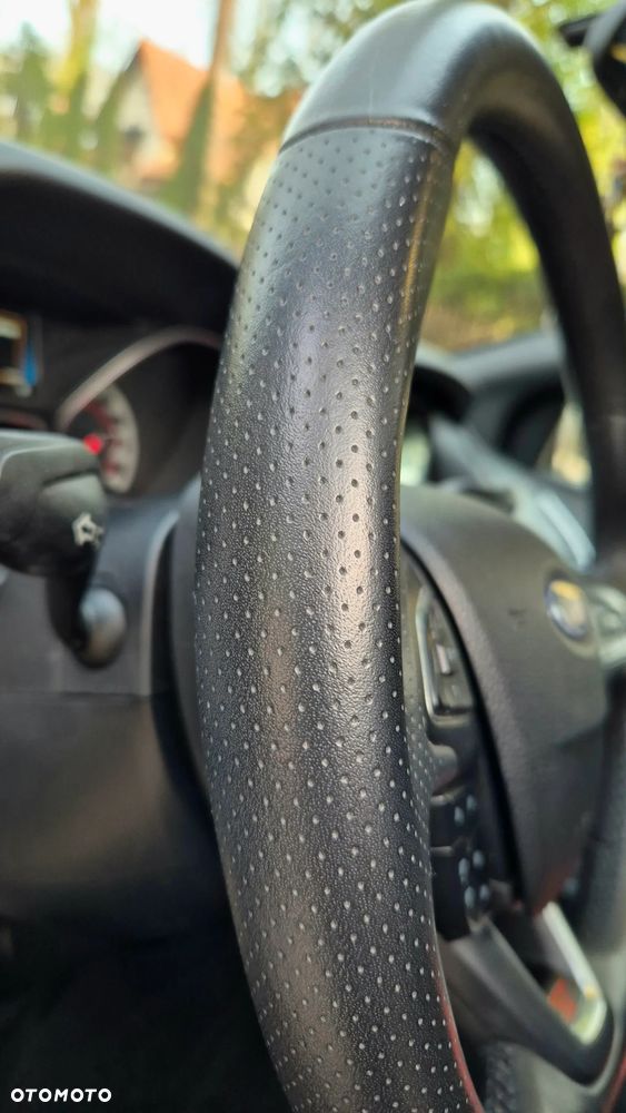 Ford Focus 2.0 EcoBoost ST mit Leder-Sport-Paket - 11