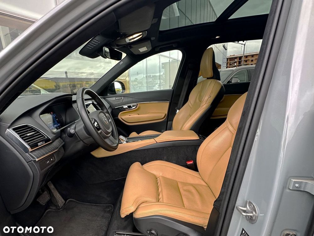 Volvo XC 90 - 29