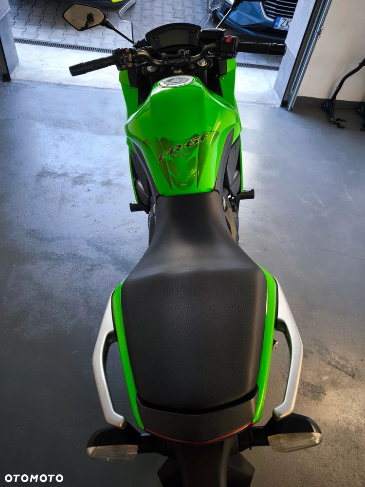 Kawasaki ER - 27