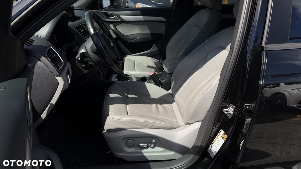 Audi Q3 2.0 TFSI Quattro S tronic design - 18