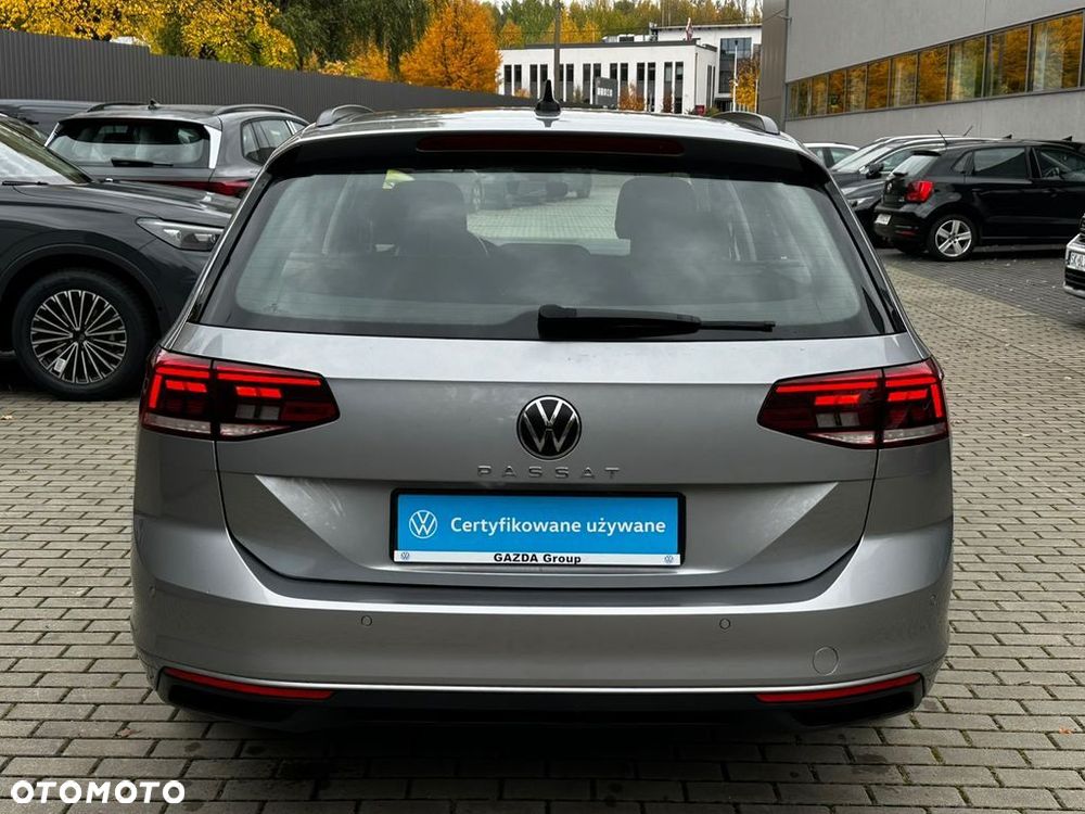 Volkswagen Passat 2.0 TSI Business DSG - 9