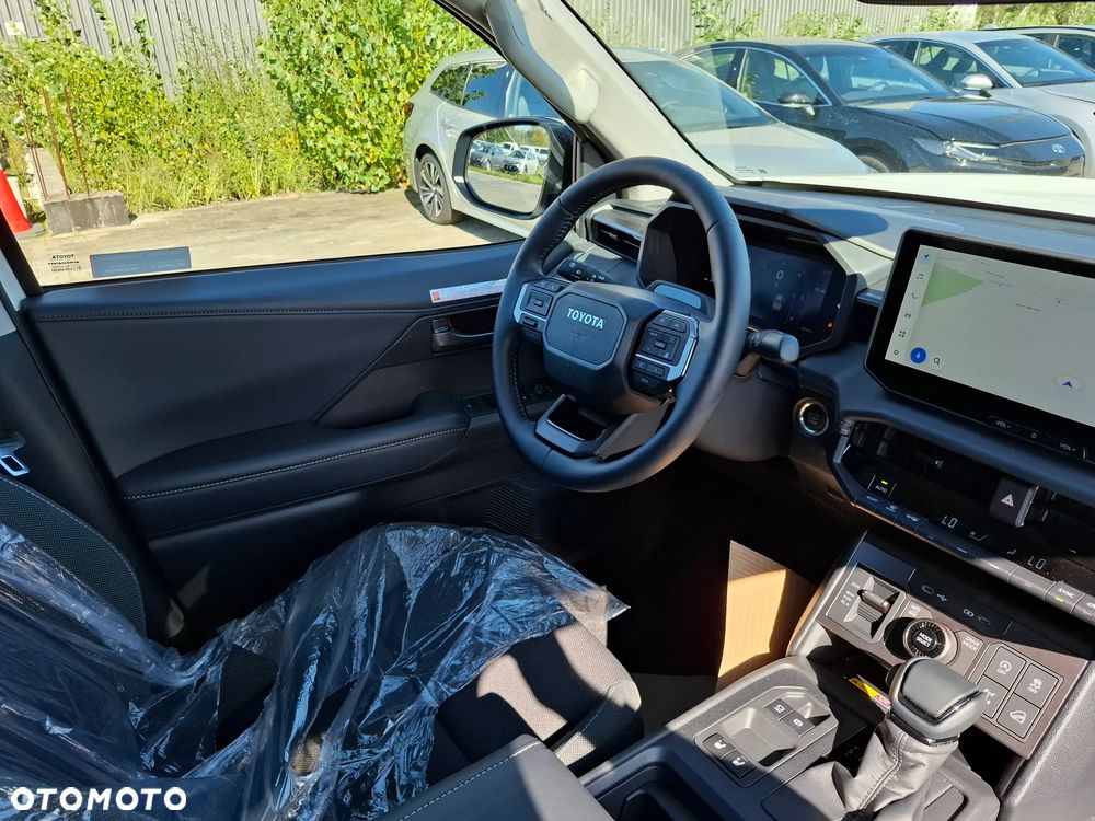 Toyota Hilux 2.8 D-4D mHEV Double Cab Active 4x4 - 23