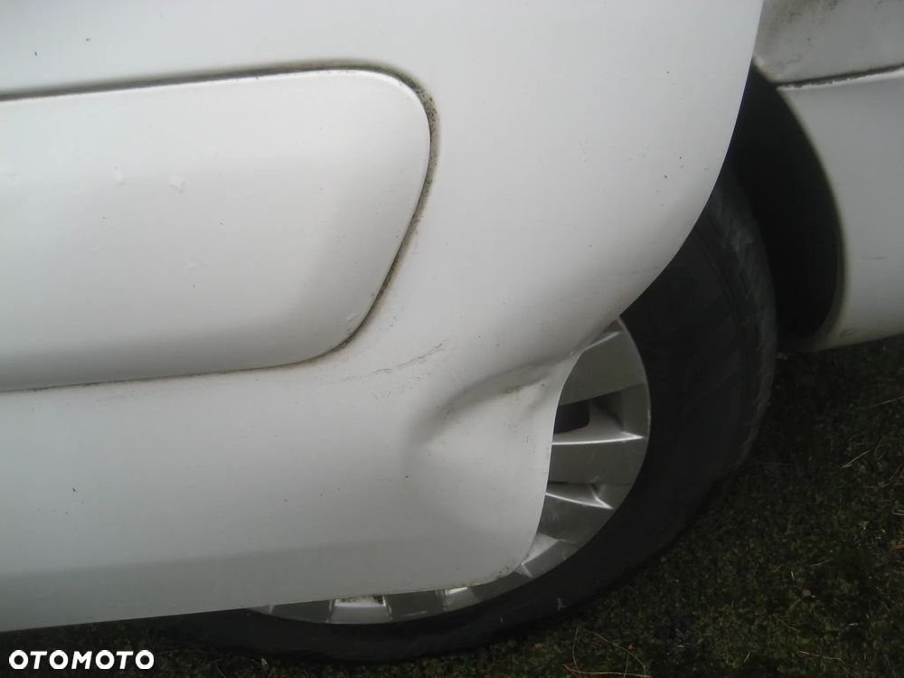 citroen berlingo iii 08-12r drzwi tył lewe szyba kod EWP A - 6