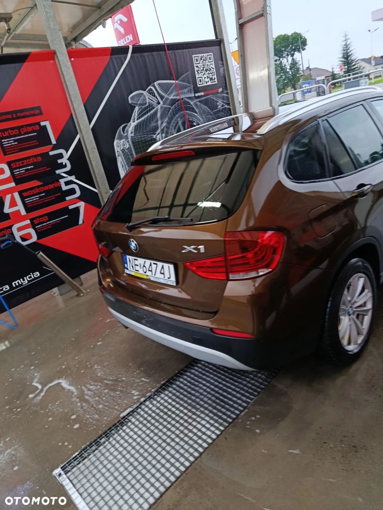 BMW X1 xDrive18d - 9