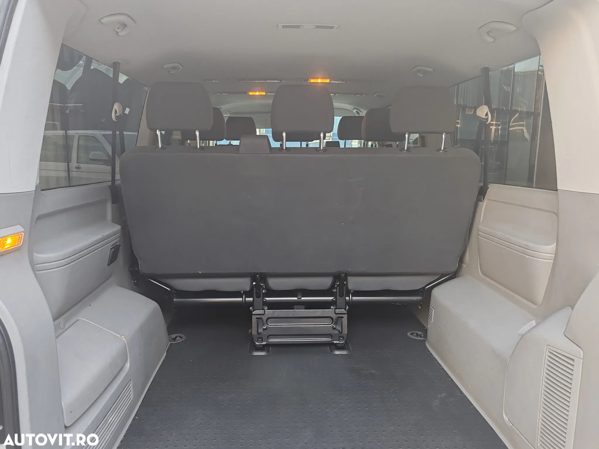 Volkswagen Transporter Multivan 4MOTION BMT Highline - 10