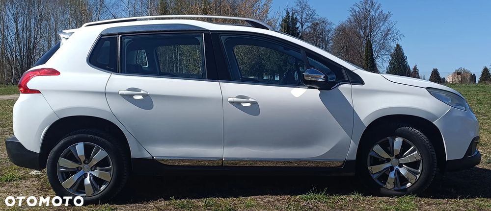 Peugeot 2008 e-HDi FAP 92 STOP & START Allure - 11
