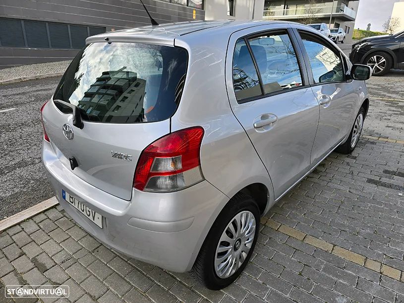 Toyota Yaris 1.0 VVT-i Cool Edition - 6