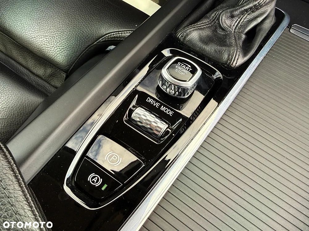 Volvo V60 D3 Geartronic Momentum Pro - 35