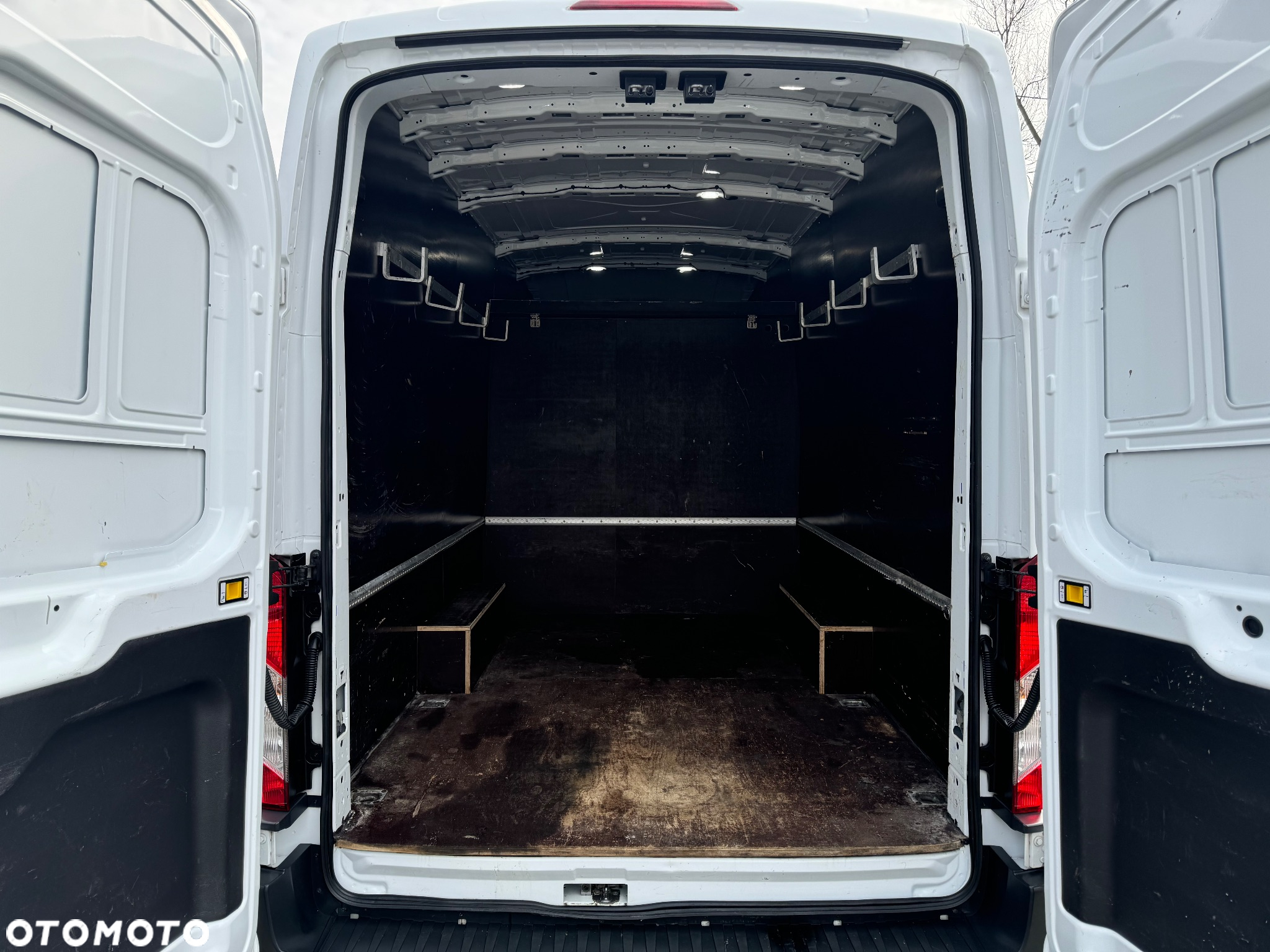 Ford Transit - 20