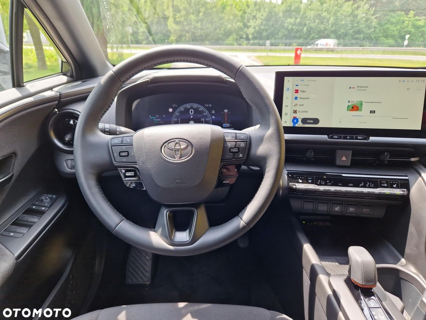 Toyota C-HR - 12