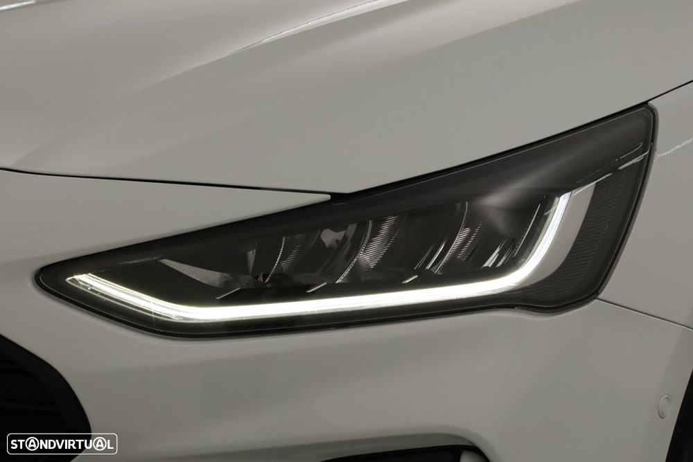 Ford Focus 1.0 EcoBoost MHEV ST-Line - 6