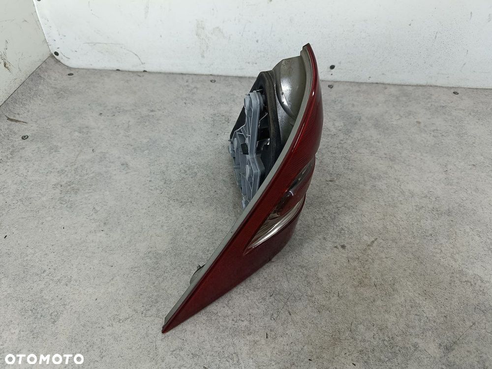 LAMPA TYLNA LEWA MERCEDES-BENZ KLASA C W203 - 10