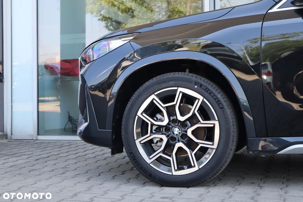 BMW iX1 eDrive20 66.5kWh xLine - 3