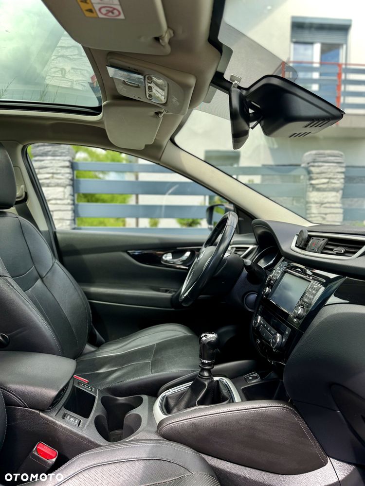 Nissan Qashqai 1.5 dCi Tekna - 22