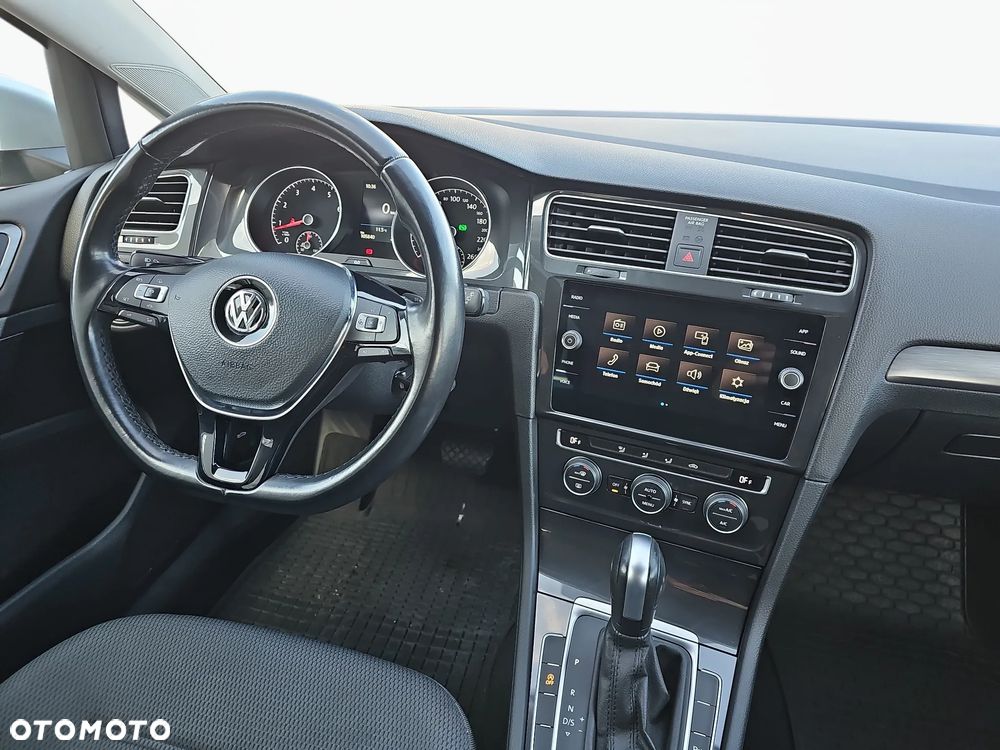 Volkswagen Golf 1.5 TSI BMT Evo Comfortline DSG - 16
