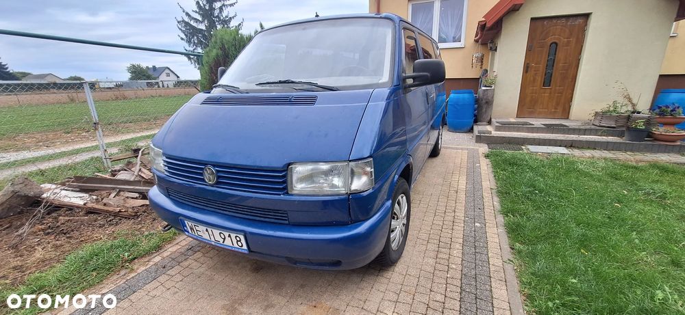 Volkswagen Transporter - 1