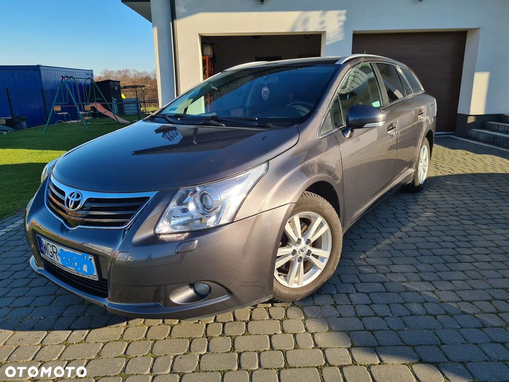 Toyota Avensis 2.0 D-4D Sol - 1