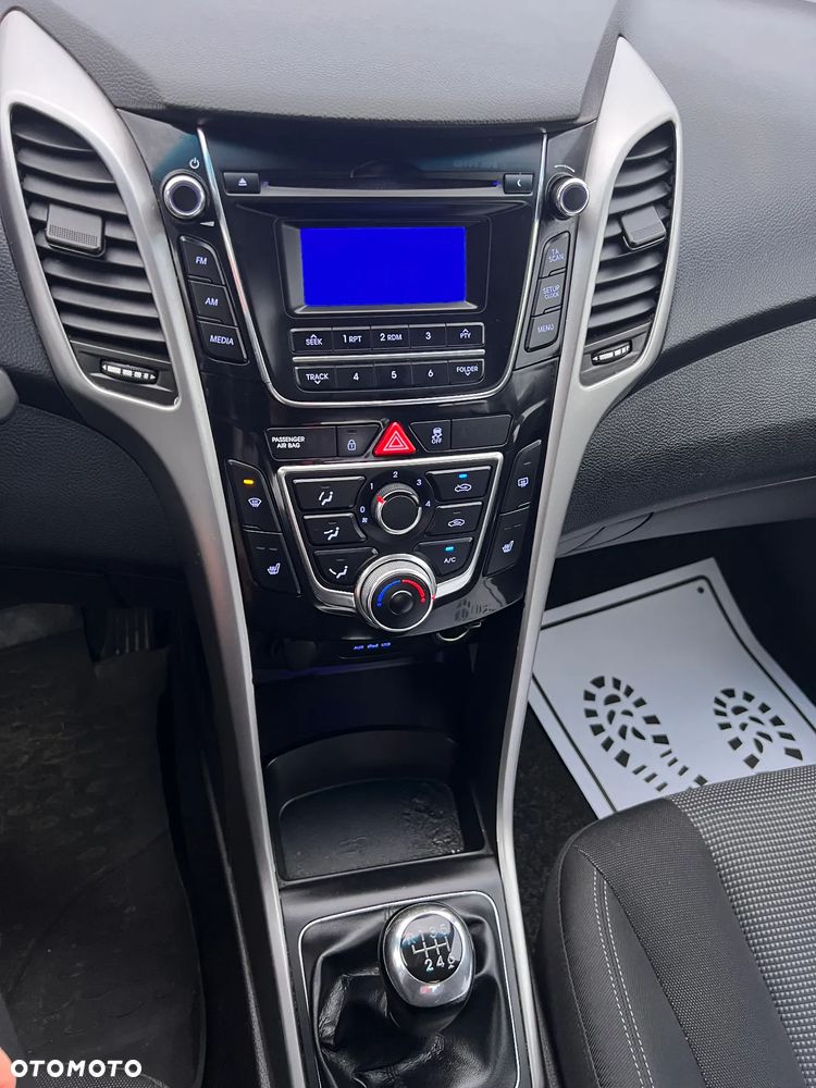 Hyundai i30 1.6 CRDi BlueDrive Comfort - 34