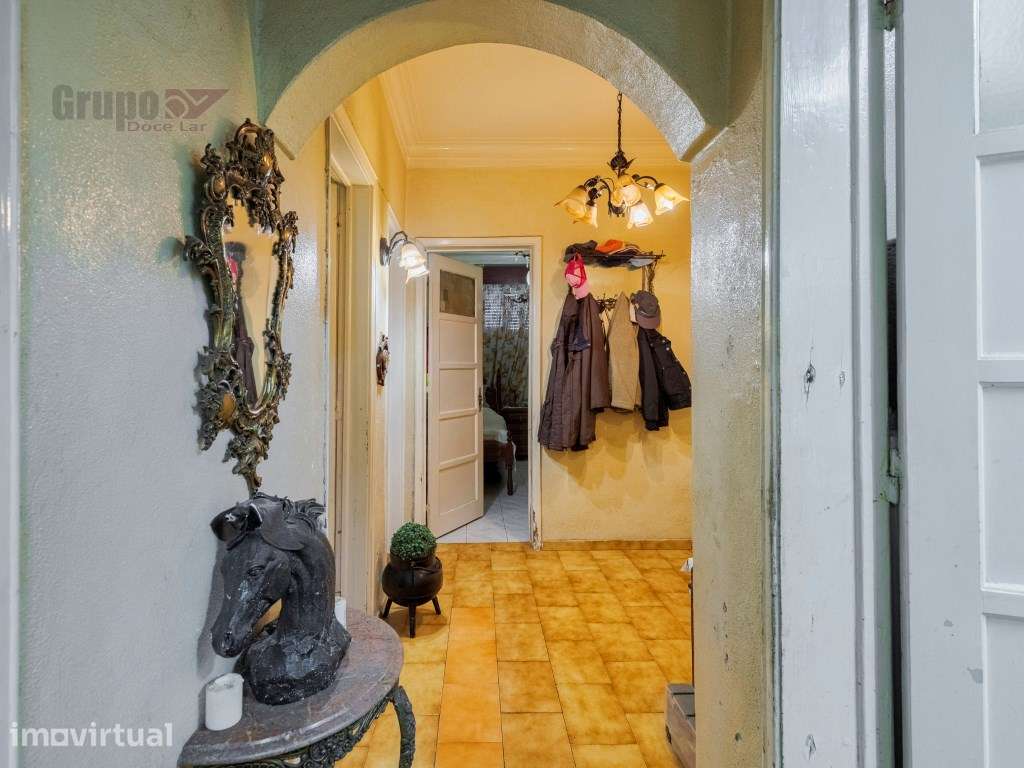 Apartamento T3 com Logradouro na Damaia (Águas Livres) - Excelente ... - Grande imagem: 5/23