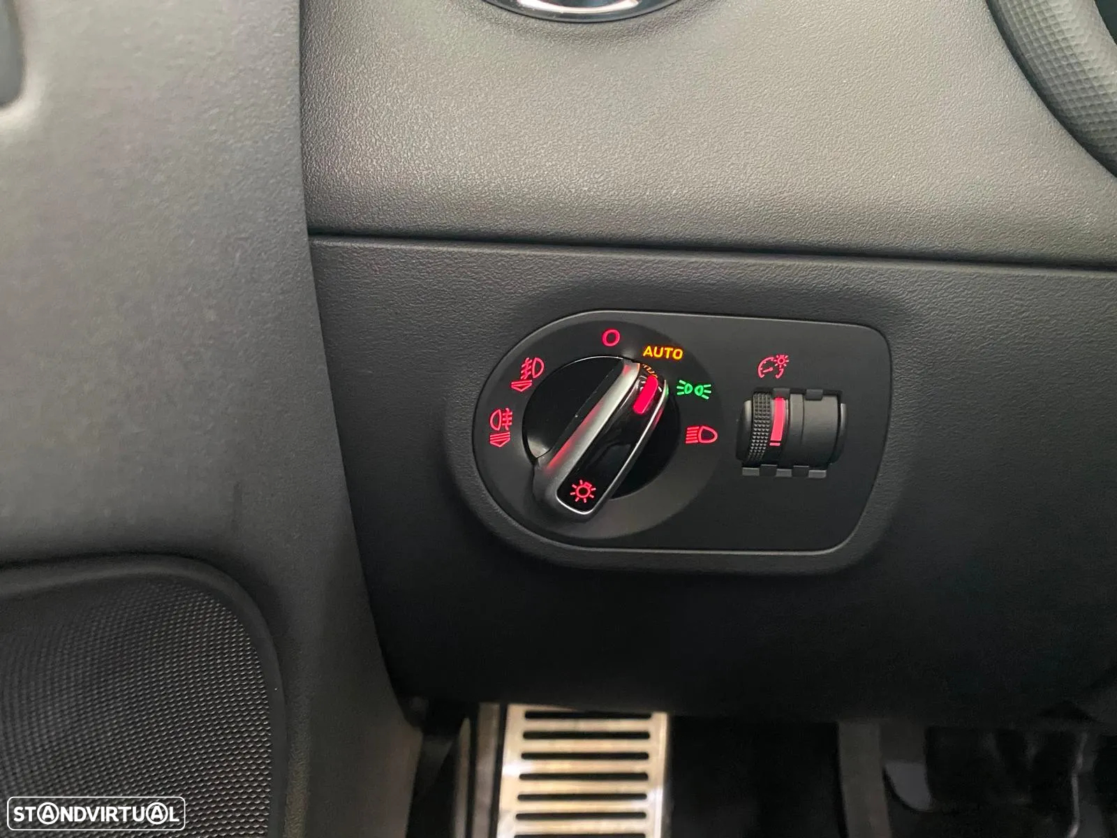 Audi TT Roadster 2.0 TDi quattro - 27