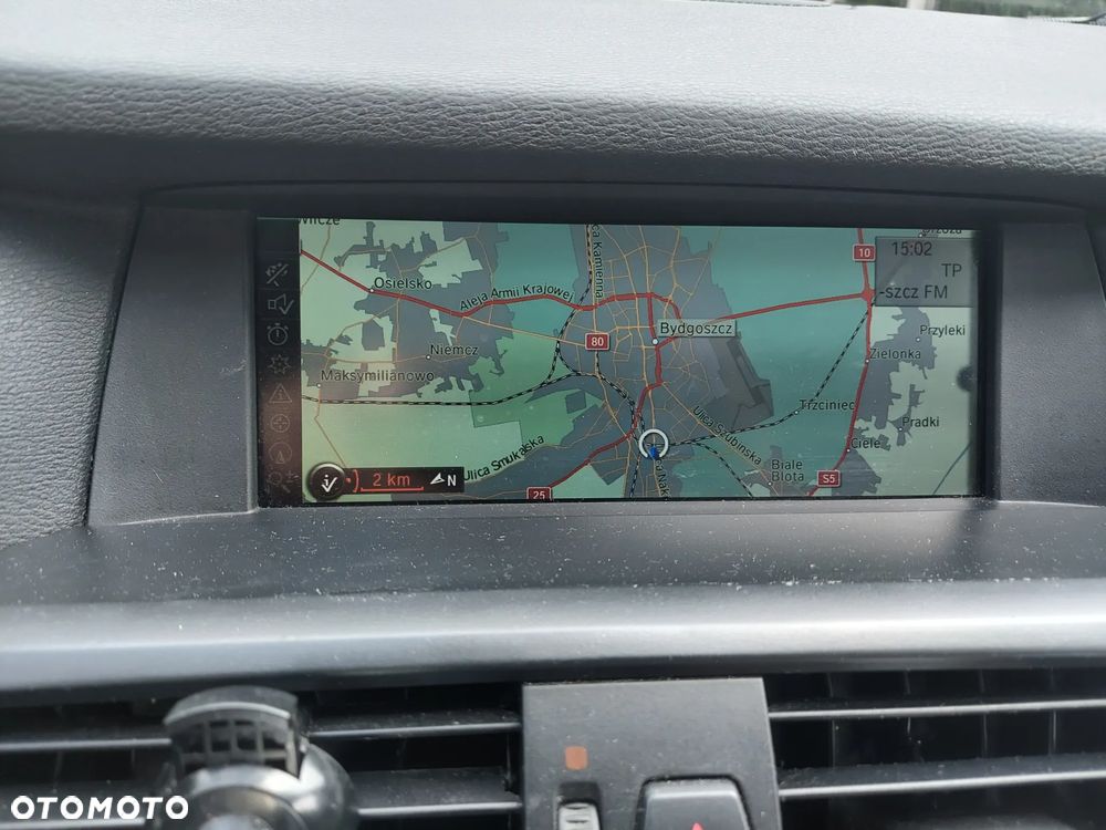 BMW X3 xDrive20i Advantage - 32