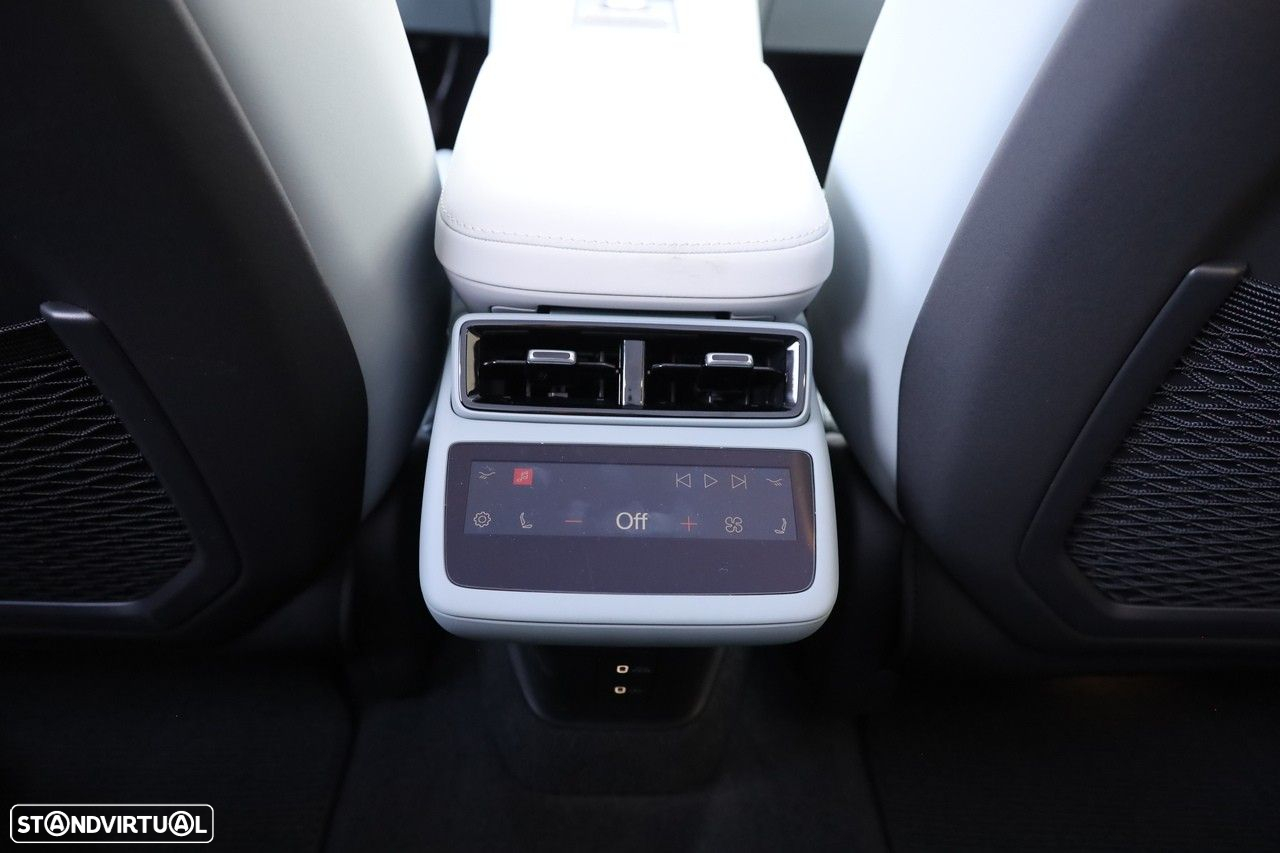 Polestar 4 Long Range 100 kWh Single Motor Plus - 17