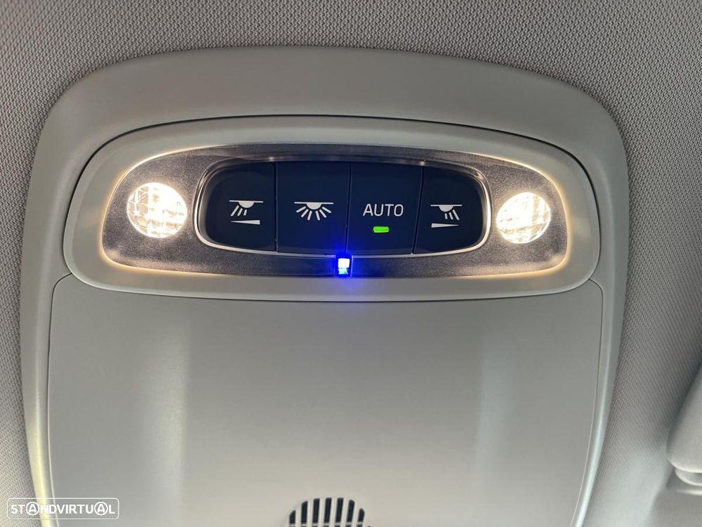 Volvo V40 Cross Country 2.0 D2 Volvo Ocean Race - 28