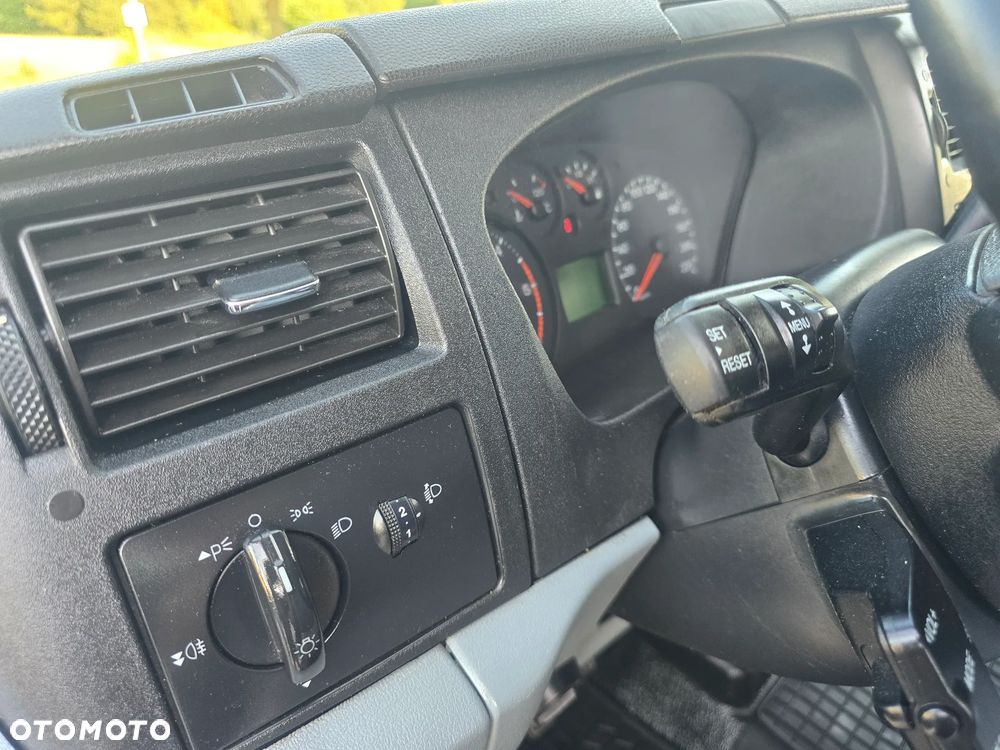 Ford Transit - 14
