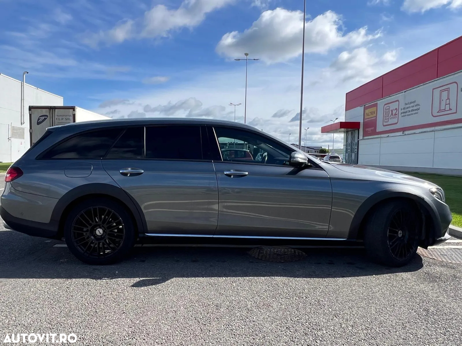 Mercedes-Benz E 220 d All-Terrain 4MATIC Aut. - 6