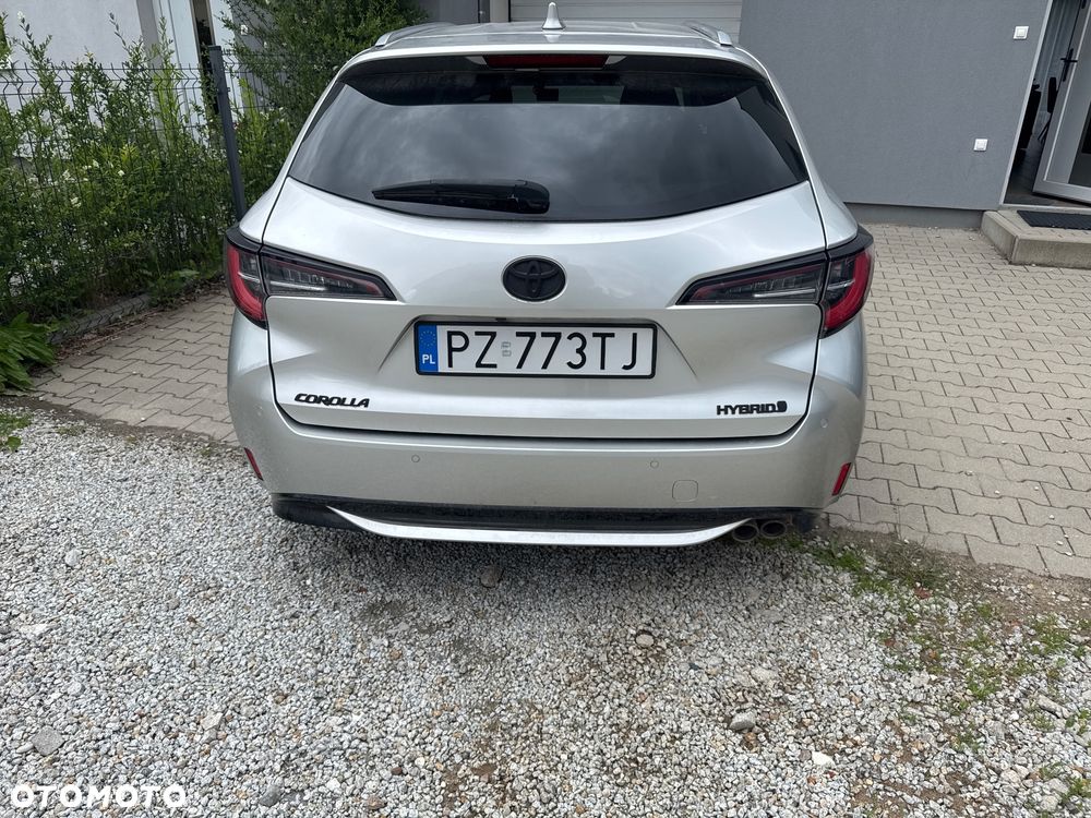 Toyota Corolla 2.0 Hybrid Comfort - 6