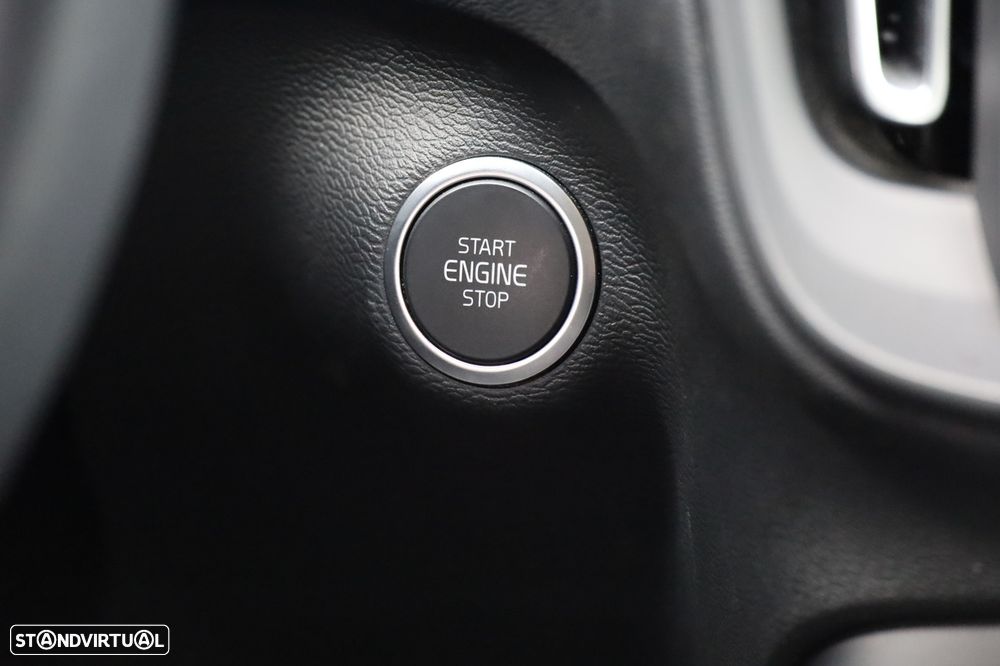 Volvo XC 40 1.5 T2 Momentum Core - 22