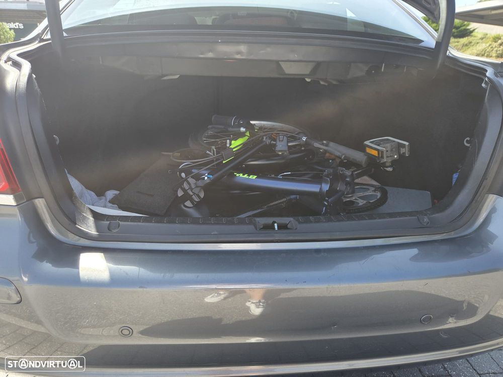 Toyota Avensis SD 1.6 VVT-i - 6