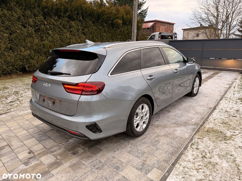 Kia Ceed 1.5 T-GDI DCT7 OPF Vision - 4
