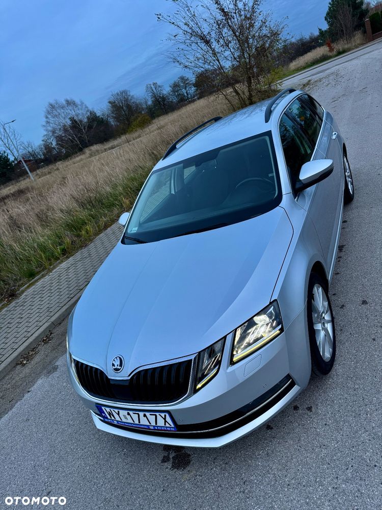 Skoda Octavia 2.0 TDI Style DSG - 2