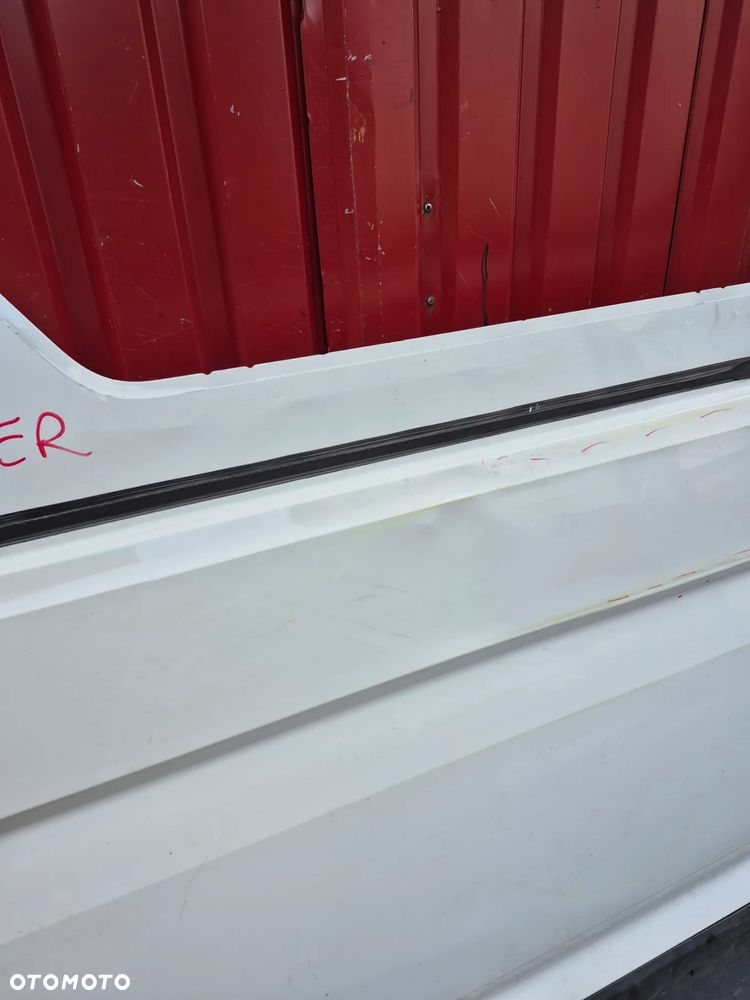 Volkswagen Crafter drzwi przesuwne 7C3843208 - 2