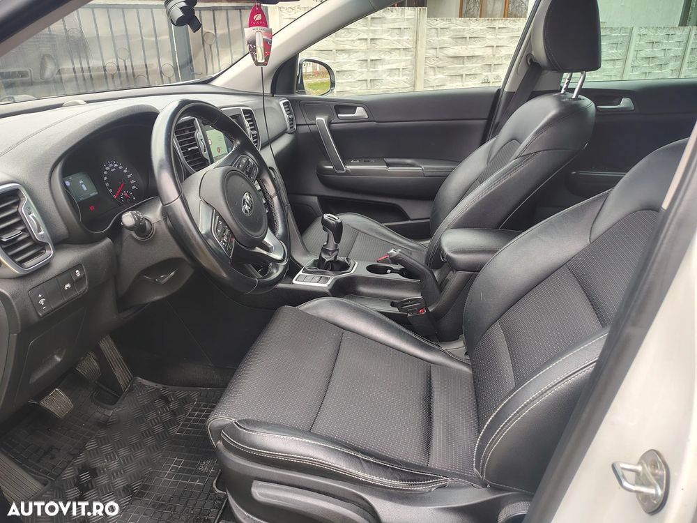 Kia Sportage 1.6 T-GDI 6MT 4x2 GT Line - 6