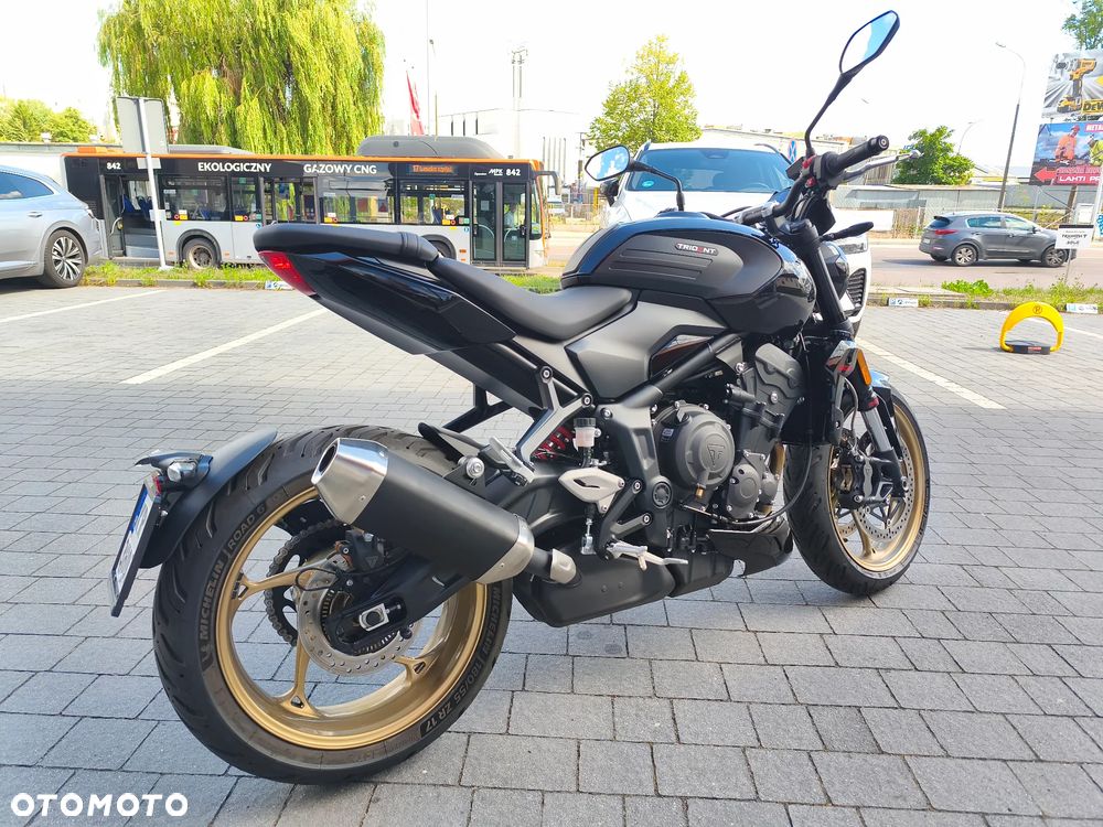 Triumph Trident - 3