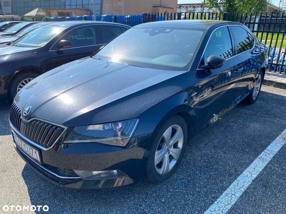 Skoda Superb 2.0 TDI 4x4 L&K DSG - 4